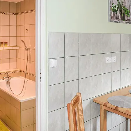 In With Kitchen